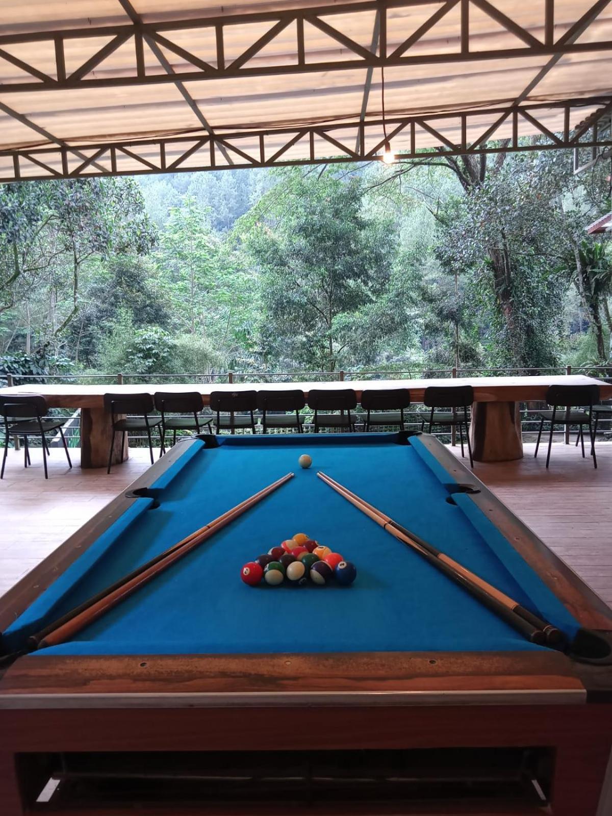 Habitat Hills Hotel Cisarua Buitenkant foto