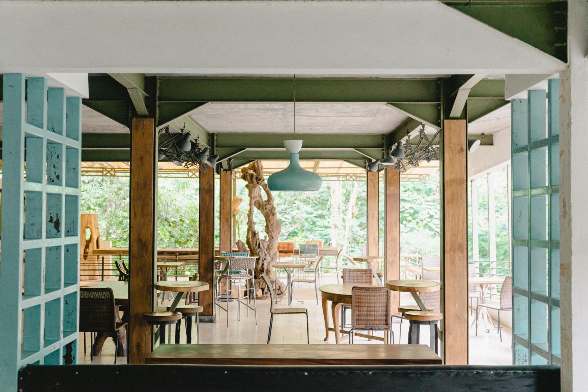 Habitat Hills Hotel Cisarua Buitenkant foto