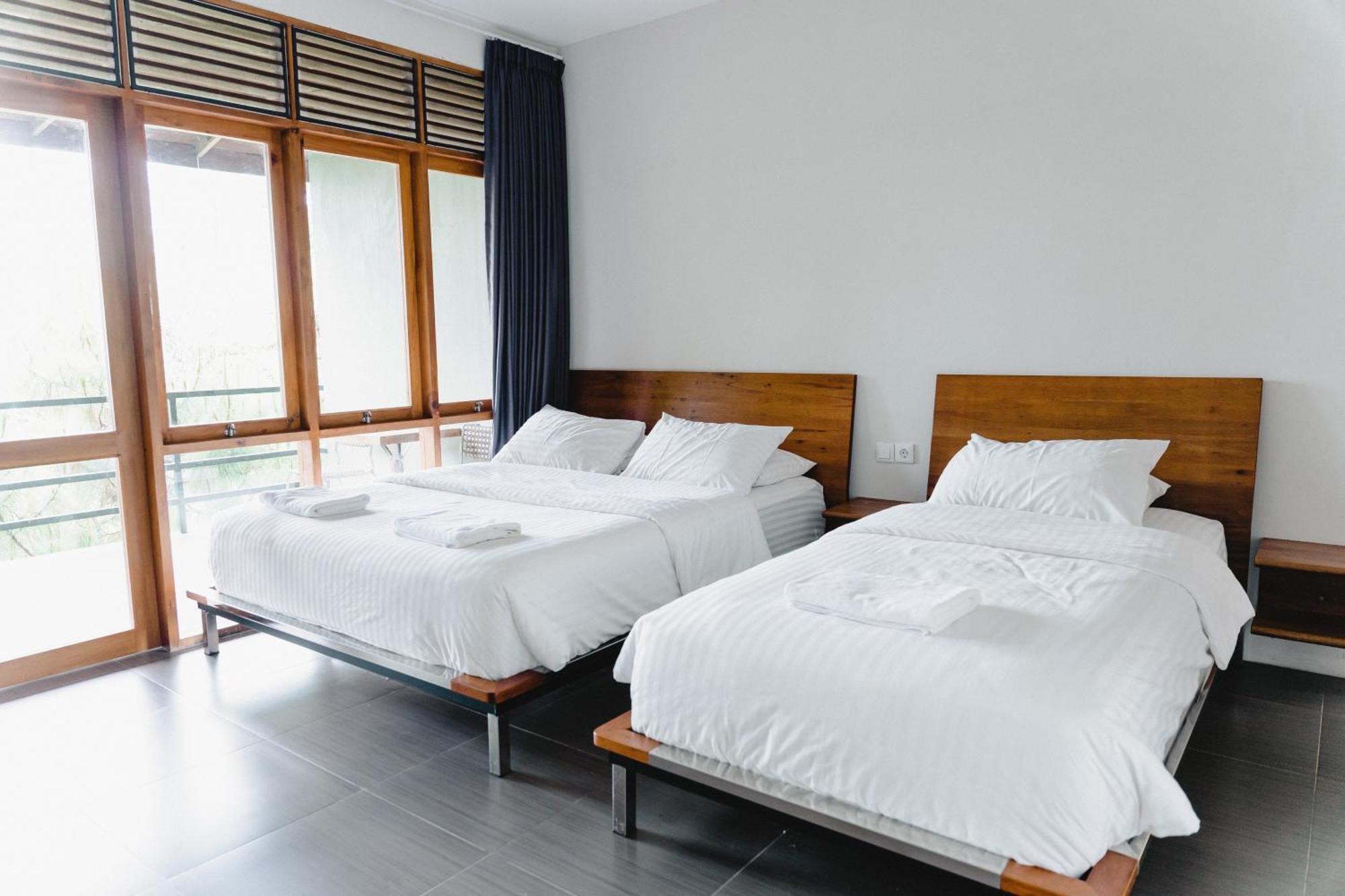 Habitat Hills Hotel Cisarua Buitenkant foto